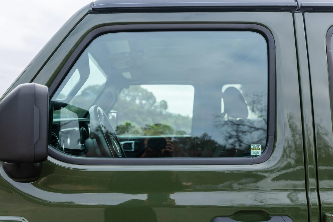 2022 Jeep JT Gladiator - Image 28 of 31