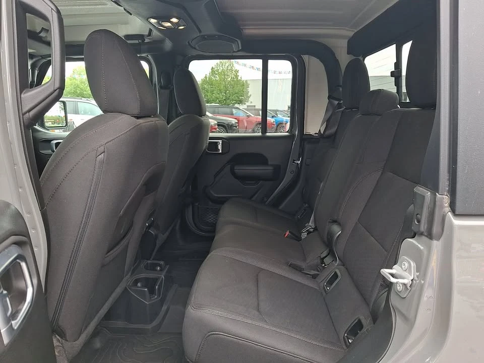 2022 Jeep JT Gladiator - Image 10 of 20