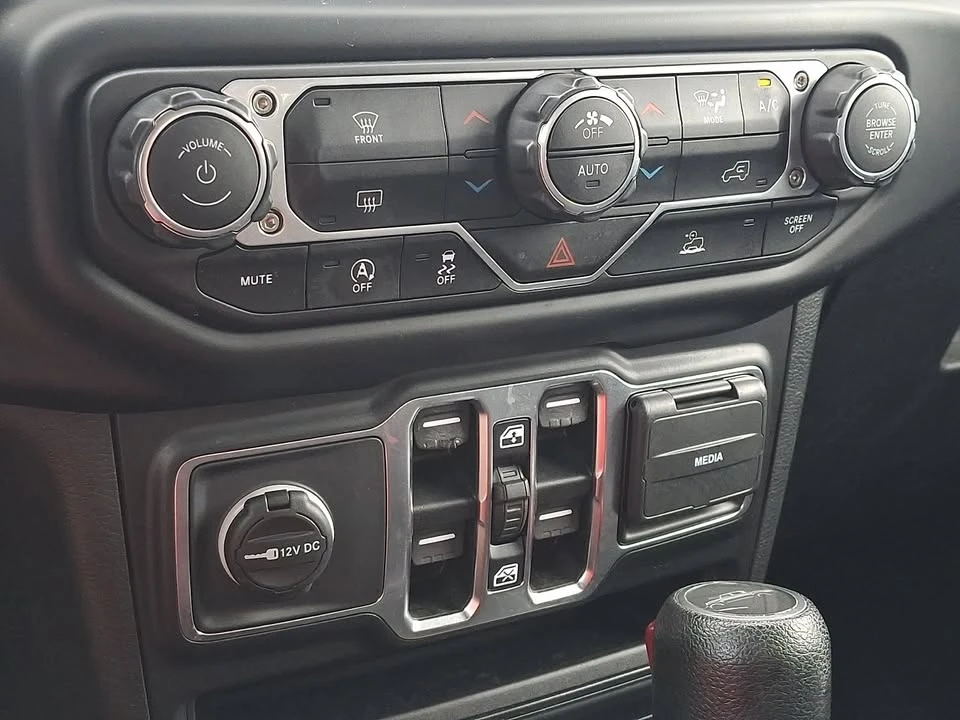 2022 Jeep JT Gladiator - Image 16 of 20