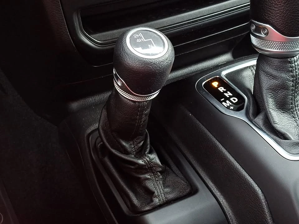 2022 Jeep JT Gladiator - Image 15 of 20