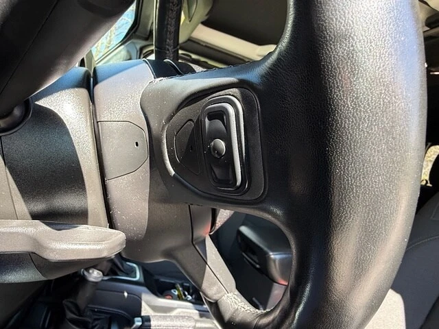 2022 Jeep JT Gladiator - Image 14 of 21