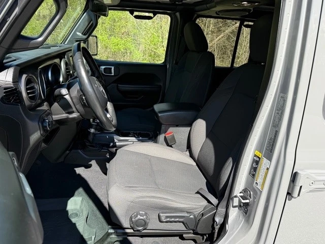 2022 Jeep JT Gladiator - Image 12 of 28
