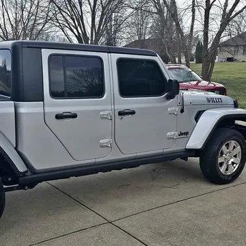 2022 Jeep Gladiator Willys