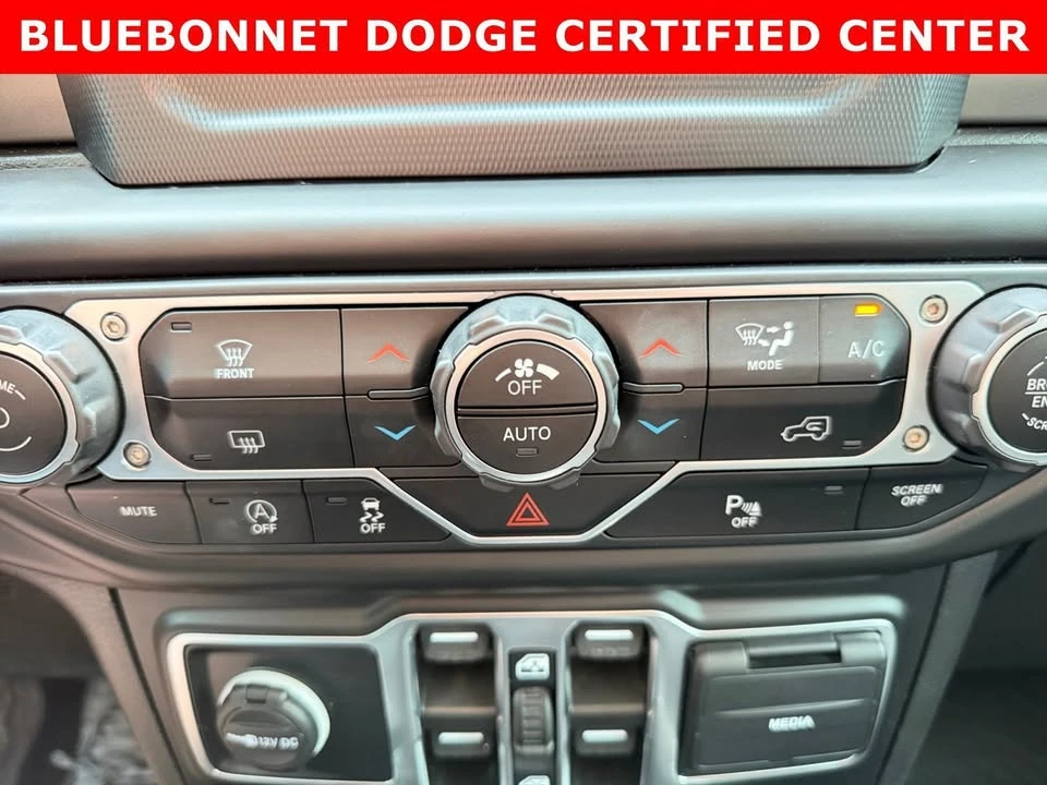 2022 Jeep JT Gladiator - Image 17 of 19