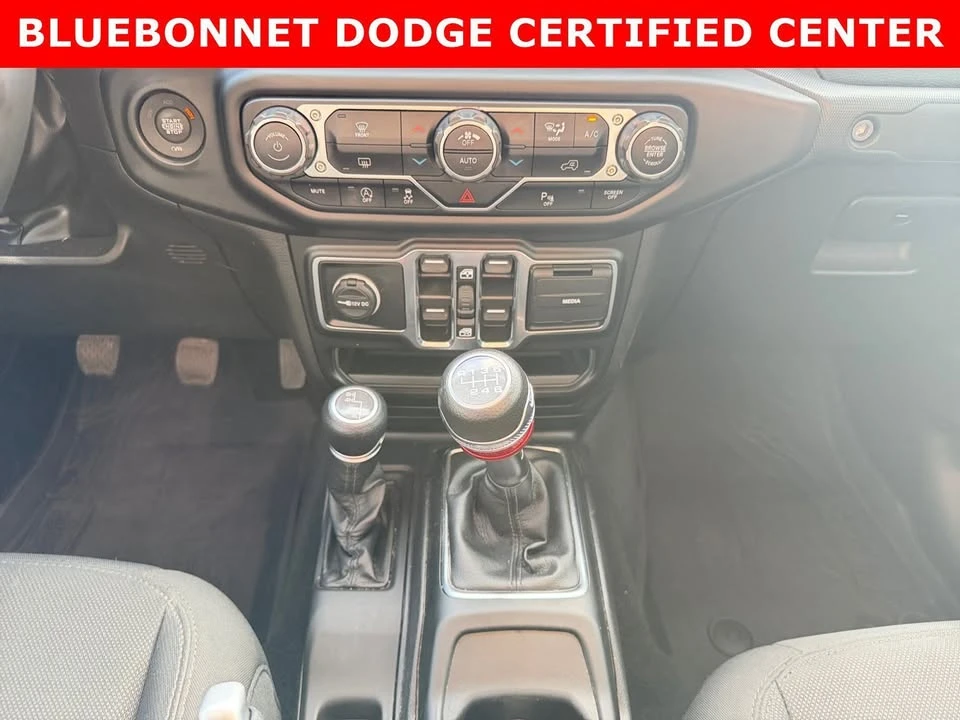 2022 Jeep JT Gladiator - Image 18 of 19