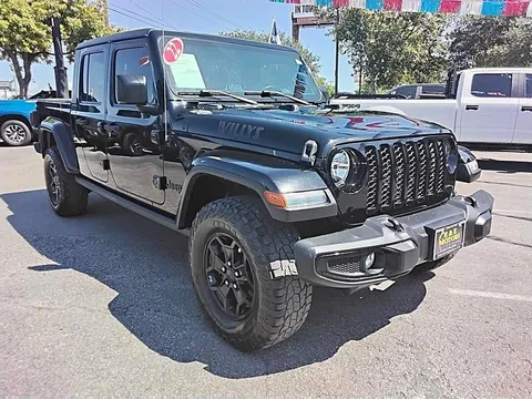 2022 Jeep Gladiator Willys