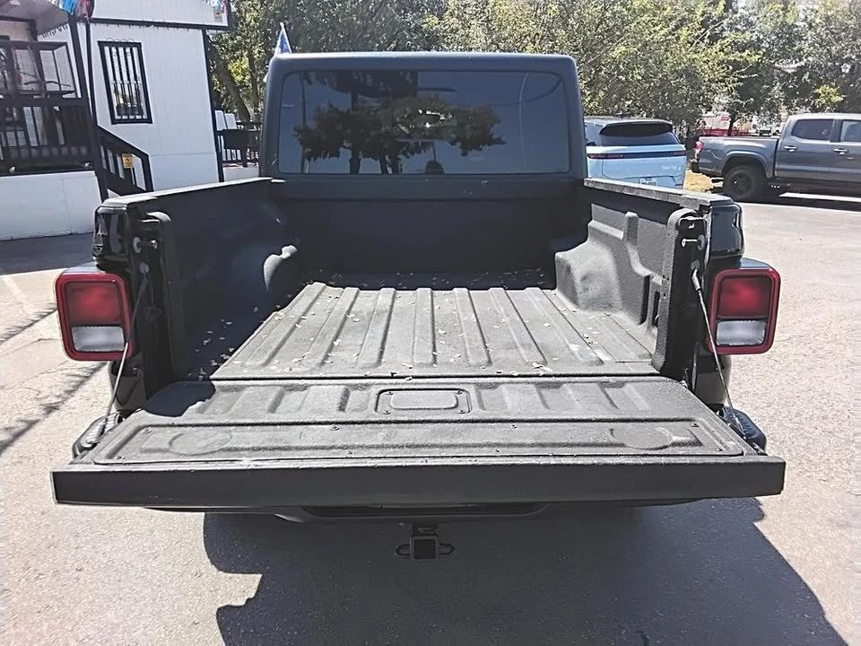 2022 Jeep JT Gladiator - Image 5 of 14