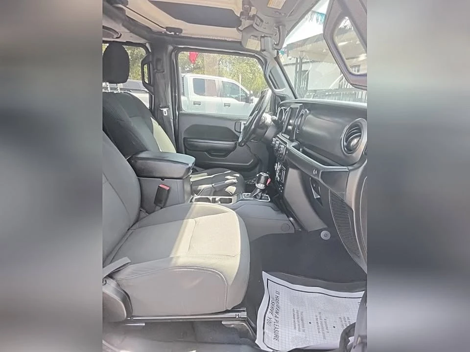 2022 Jeep JT Gladiator - Image 14 of 14