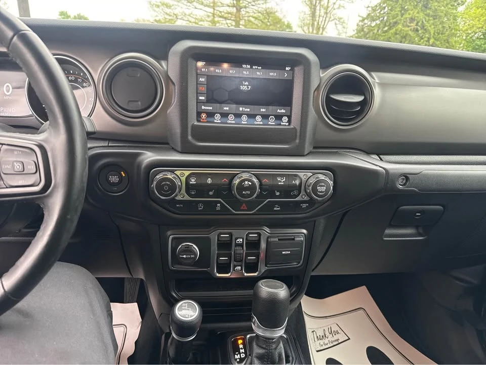 2022 Jeep JT Gladiator - Image 12 of 18