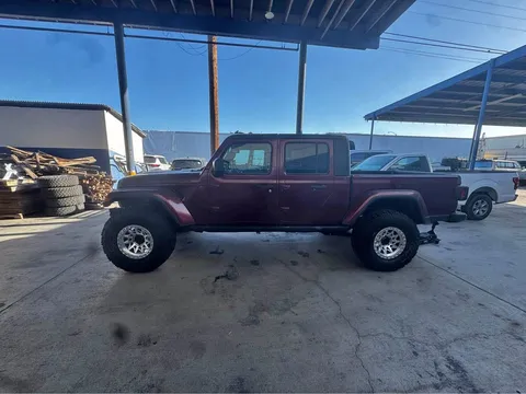 2022 Jeep Gladiator Willys