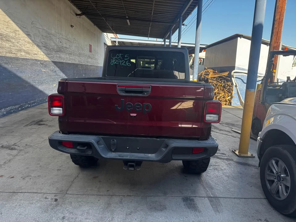 2022 Jeep JT Gladiator - Image 2 of 6