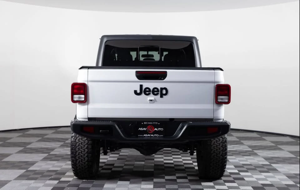 2022 Jeep JT Gladiator - Image 3 of 17