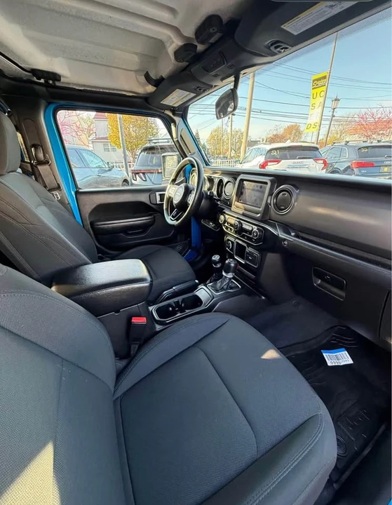 2022 Jeep JT Gladiator - Image 3 of 6
