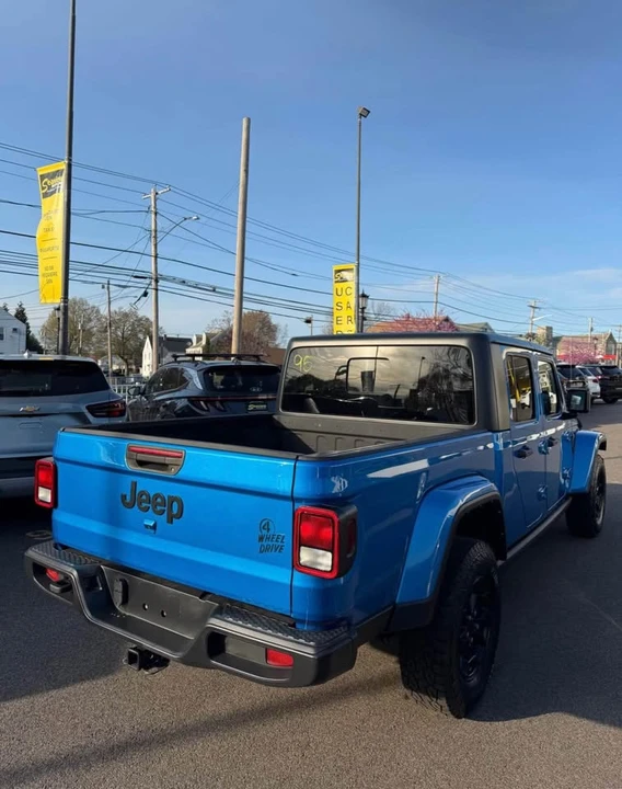 2022 Jeep JT Gladiator - Image 5 of 6