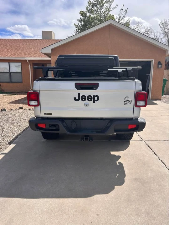 2022 Jeep JT Gladiator - Image 4 of 9