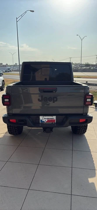 2022 Jeep JT Gladiator - Image 4 of 11