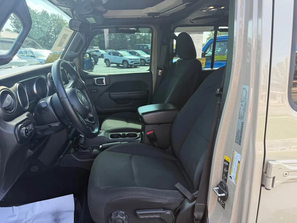 2022 Jeep JT Gladiator - Image 12 of 19