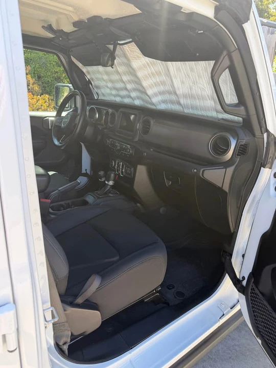 2022 Jeep JT Gladiator - Image 4 of 11