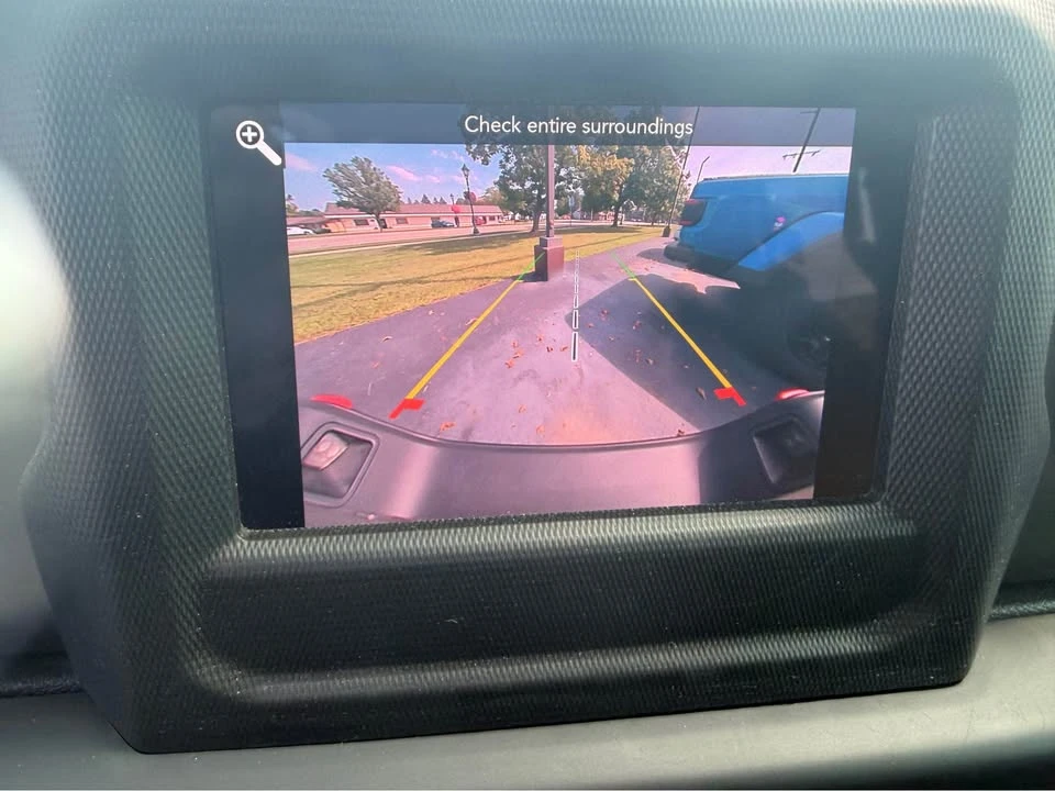 2022 Jeep JT Gladiator - Image 18 of 19