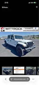 2022 Jeep Gladiator Willys Pickup 4D 5 ft