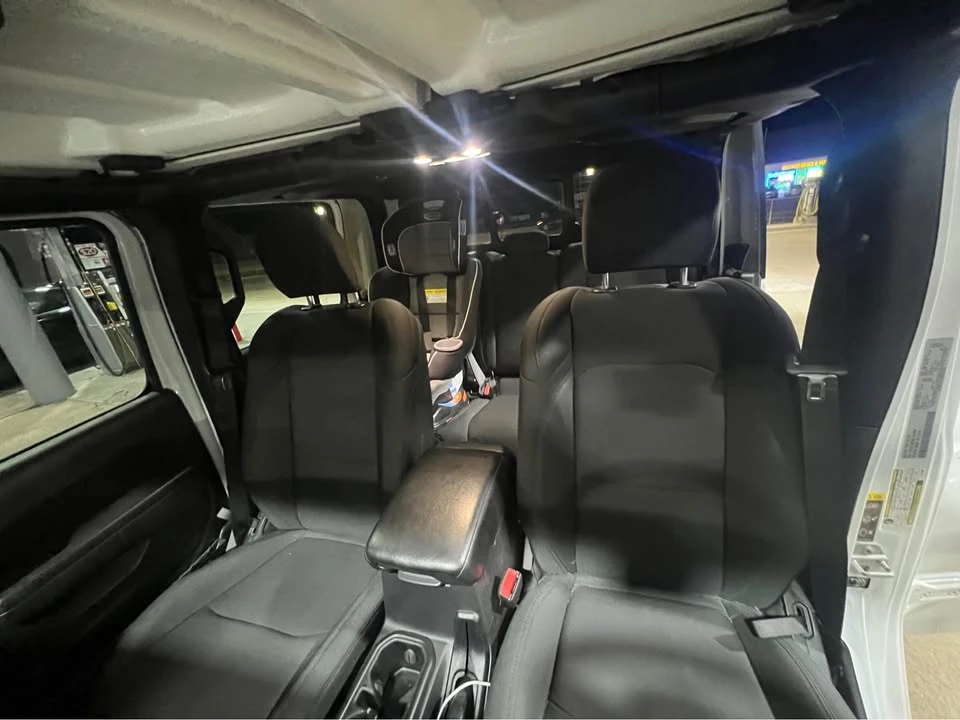 2022 Jeep JT Gladiator - Image 9 of 10