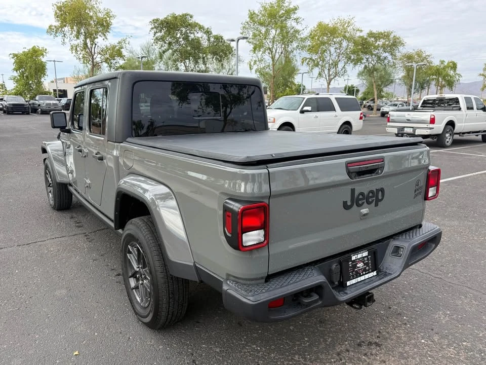 2022 Jeep JT Gladiator - Image 8 of 17