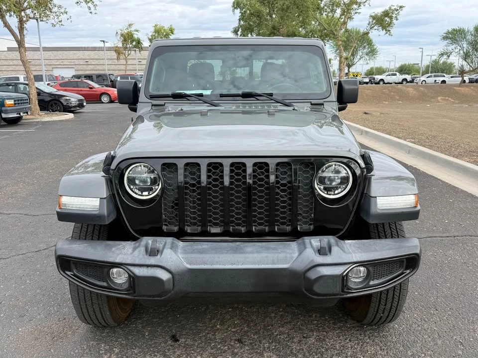 2022 Jeep JT Gladiator - Image 2 of 17