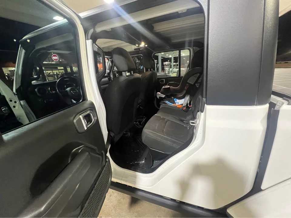 2022 Jeep JT Gladiator - Image 8 of 10
