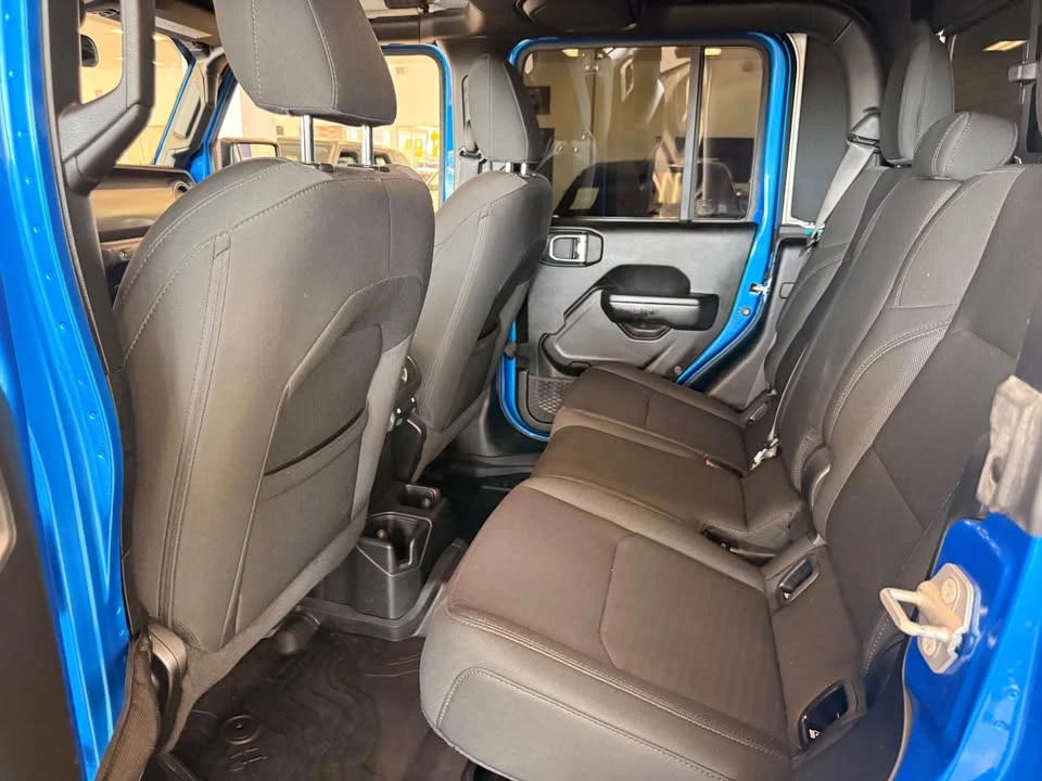 2022 Jeep JT Gladiator - Image 15 of 17