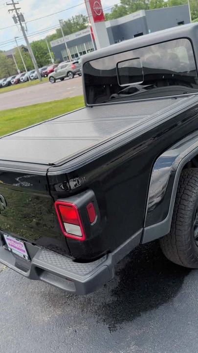 2022 Jeep JT Gladiator - Image 16 of 20