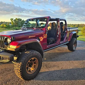 2022 Jeep Gladiator Willys Sport