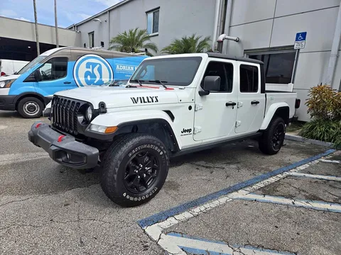 2022 Jeep Gladiator Willys Sport Pickup 4D 5 ft