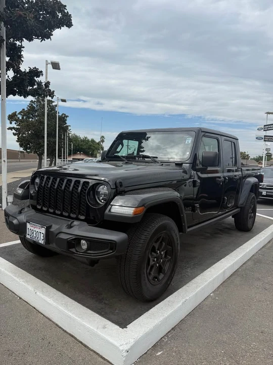 2022 Jeep JT Gladiator - Image 3 of 15