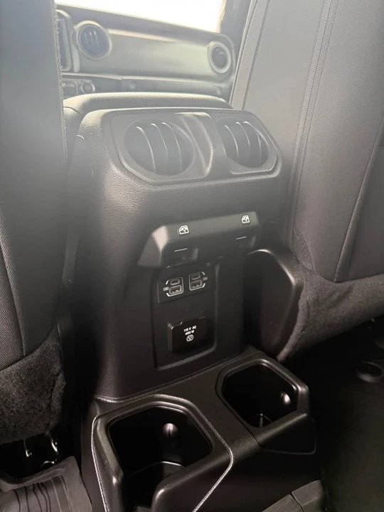 2022 Jeep JT Gladiator - Image 14 of 15