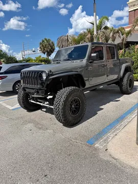 2022 Jeep Gladiator Willys Sport Pickup 4D 5 ft