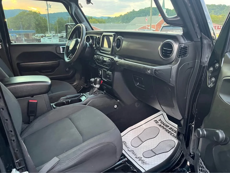 2022 Jeep JT Gladiator - Image 11 of 13