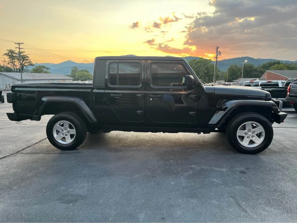 2022 Jeep JT Gladiator - Image 4 of 13