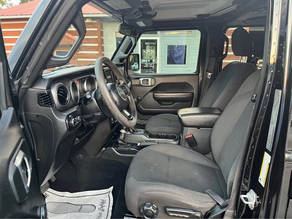 2022 Jeep JT Gladiator - Image 10 of 13