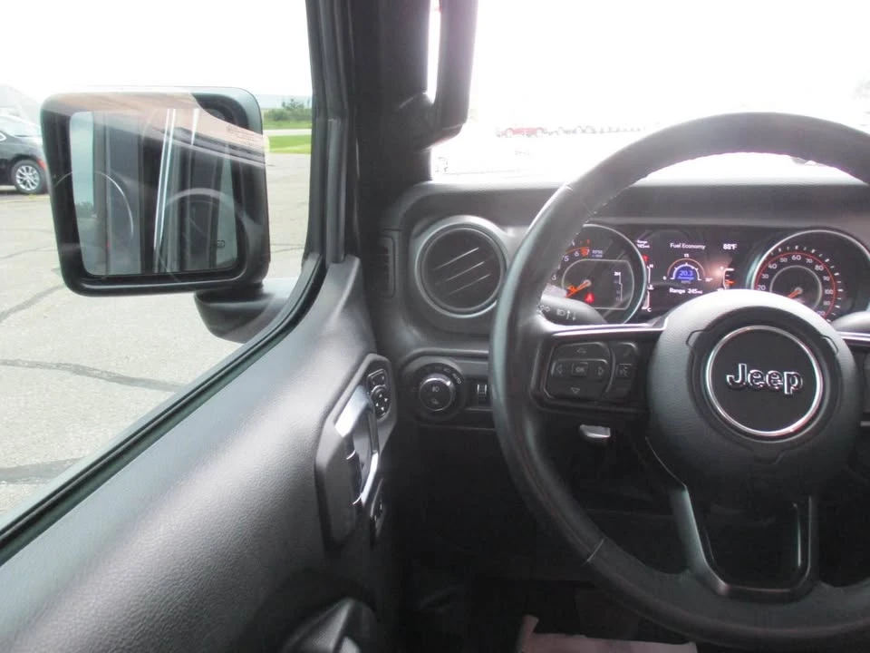 2022 Jeep JT Gladiator - Image 14 of 18