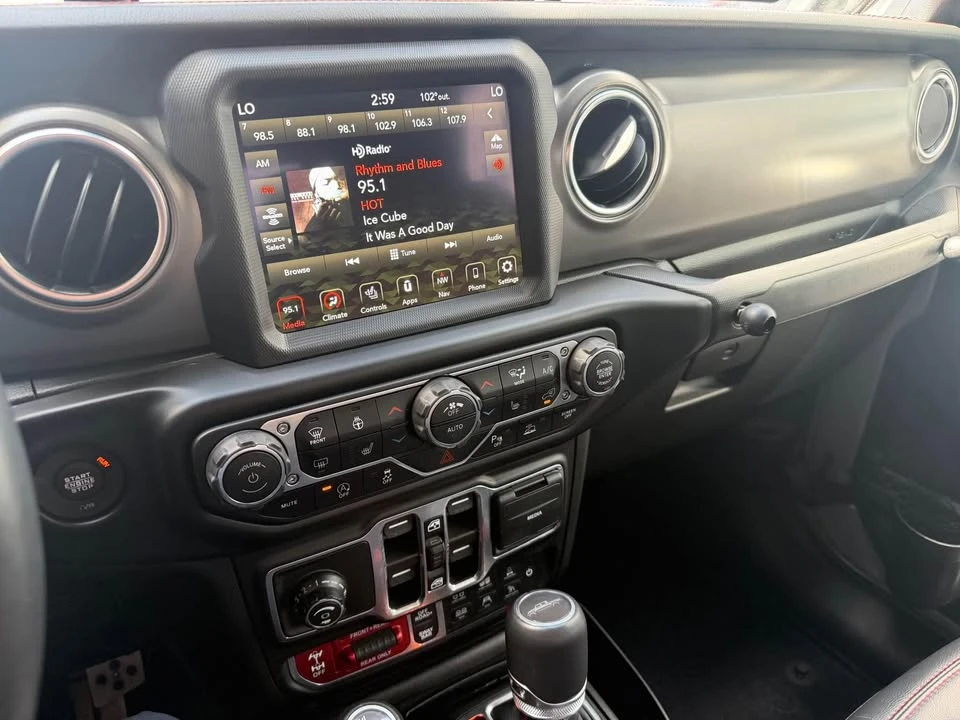 2022 Jeep JT Gladiator - Image 13 of 17