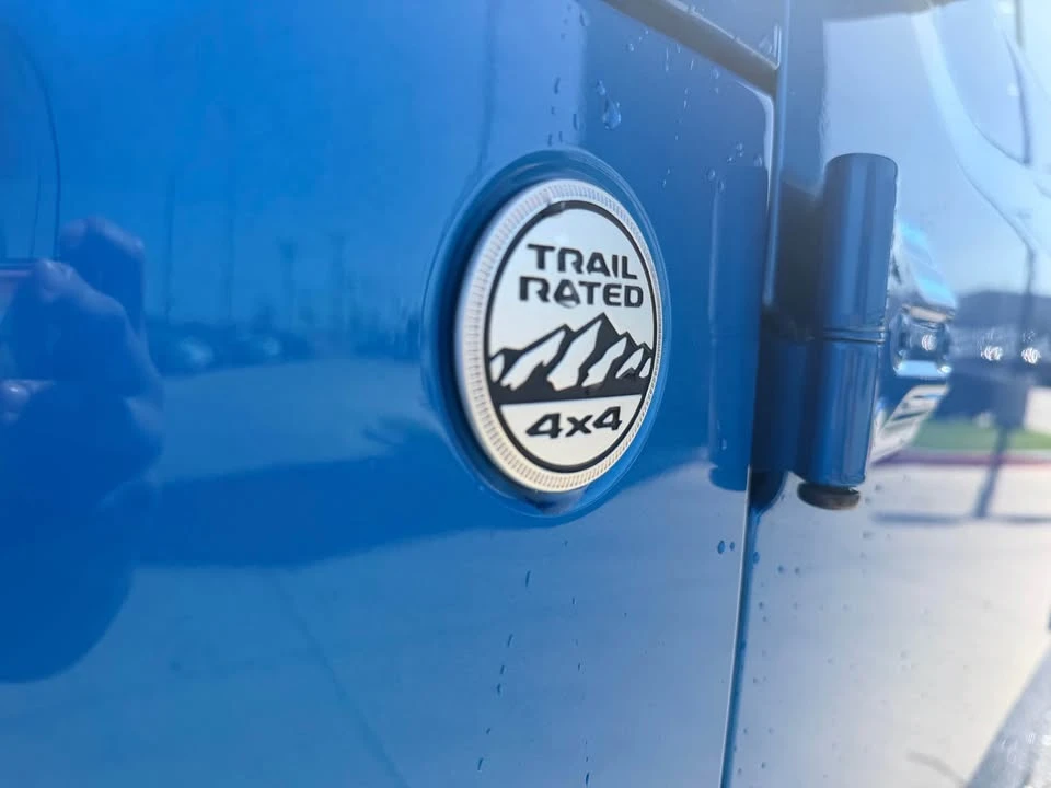2022 Jeep JT Gladiator - Image 11 of 16