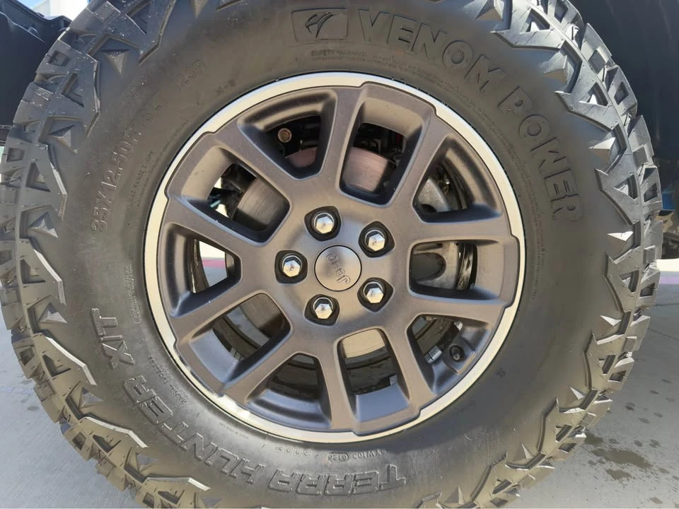 2022 Jeep JT Gladiator - Image 9 of 16