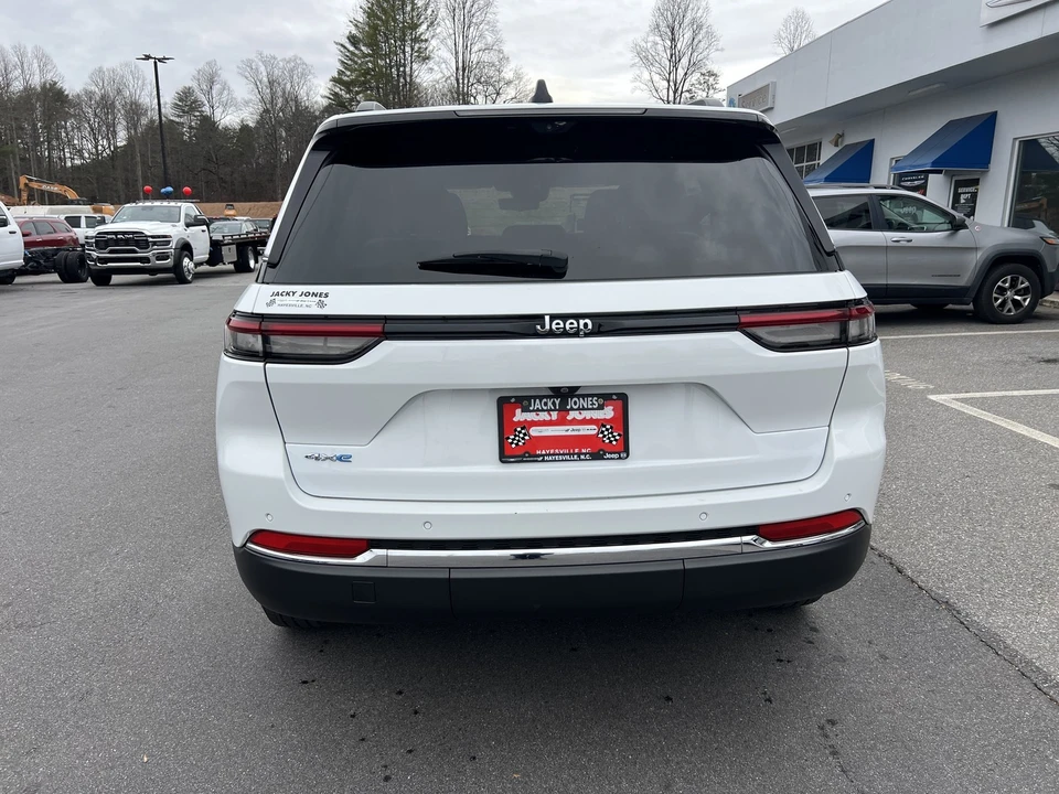 2022 Jeep WL Grand Cherokee - Image 2 of 12