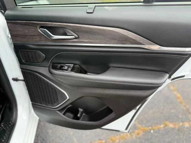 2022 Jeep WL Grand Cherokee - Image 13 of 21