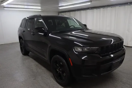 2022 Jeep Grand Cherokee L Laredo
