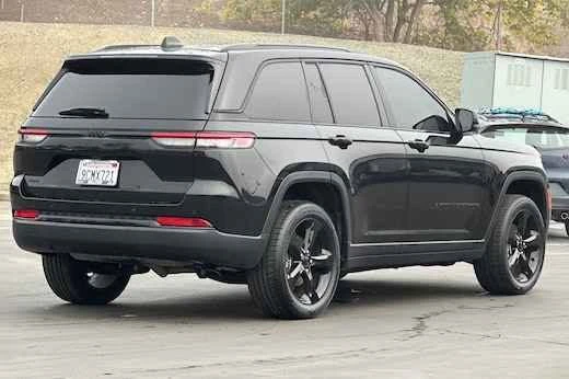 2022 Jeep WK2 Grand Cherokee - Image 2 of 12