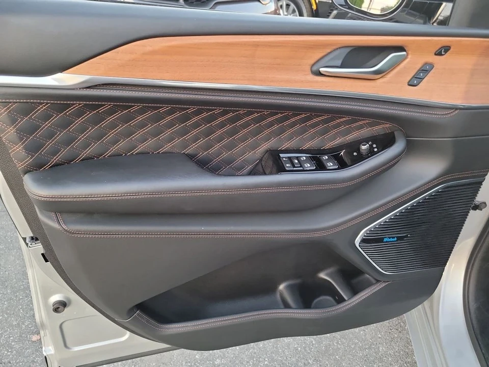 2022 Jeep WL Grand Cherokee - Image 15 of 21