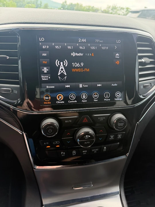 2022 Jeep WL Grand Cherokee - Image 3 of 9