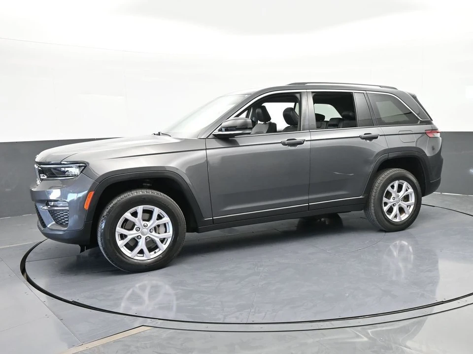 2022 Jeep WL Grand Cherokee - Image 2 of 12