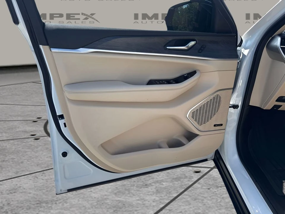2022 Jeep WK2 Grand Cherokee - Image 17 of 24